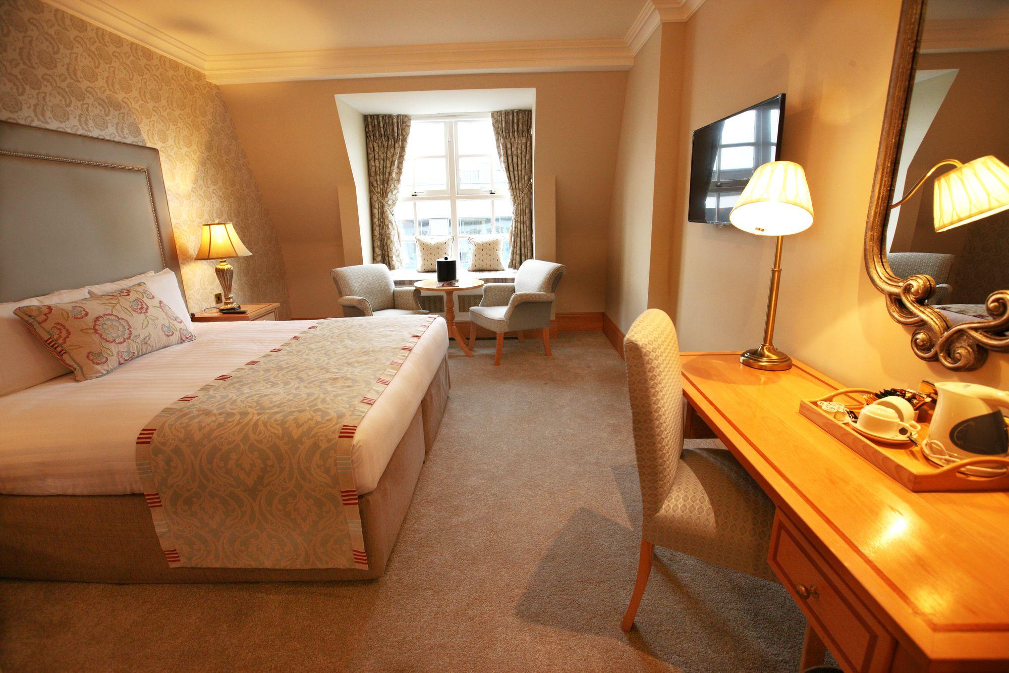The Johnstown Estate Hotel Enfield Eksteriør billede